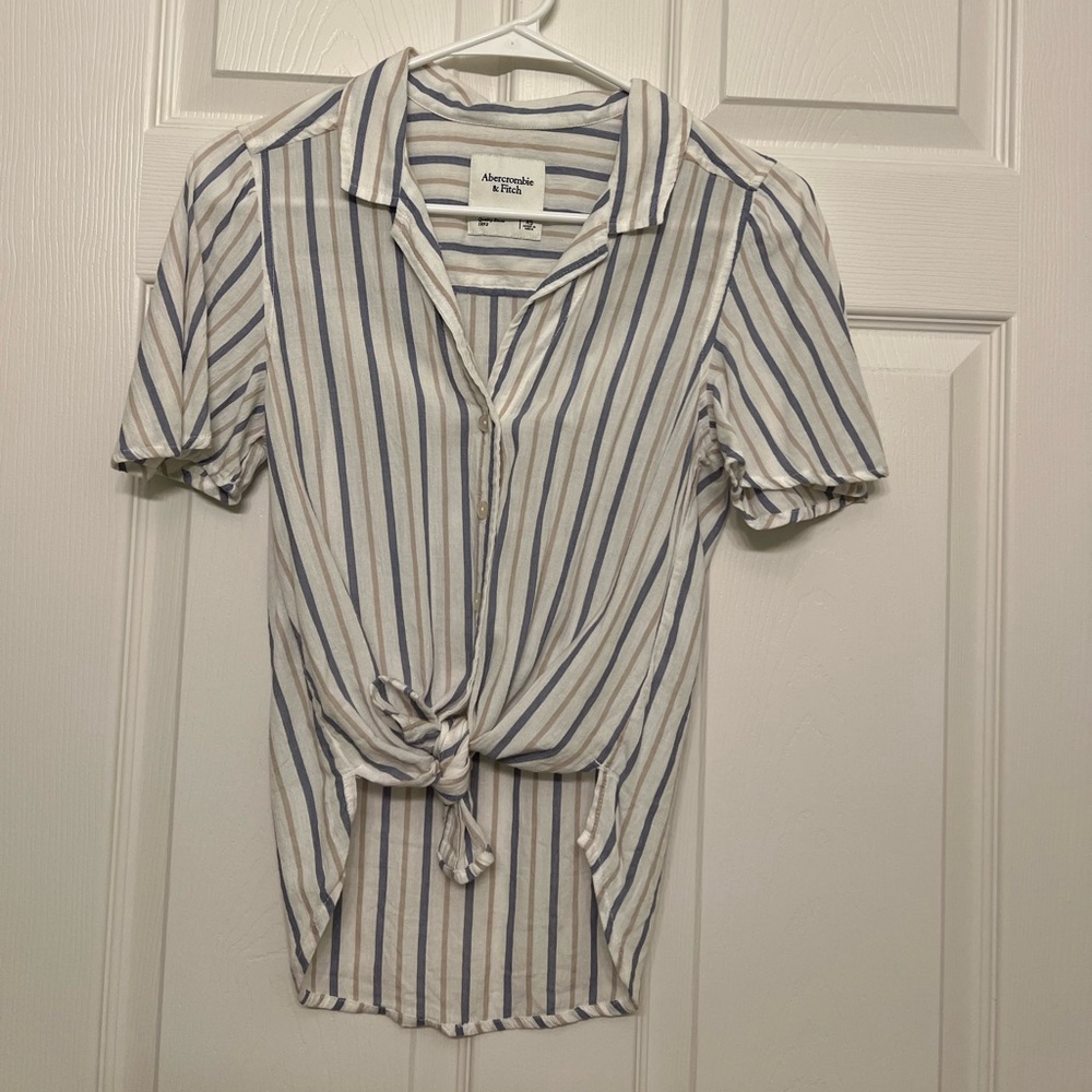 Abercrombie button up/ front tie shirt